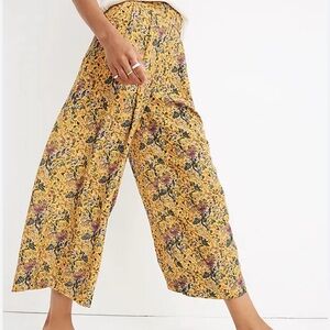 Madewell X Karen Walker 100% silk floral pants. Size 2